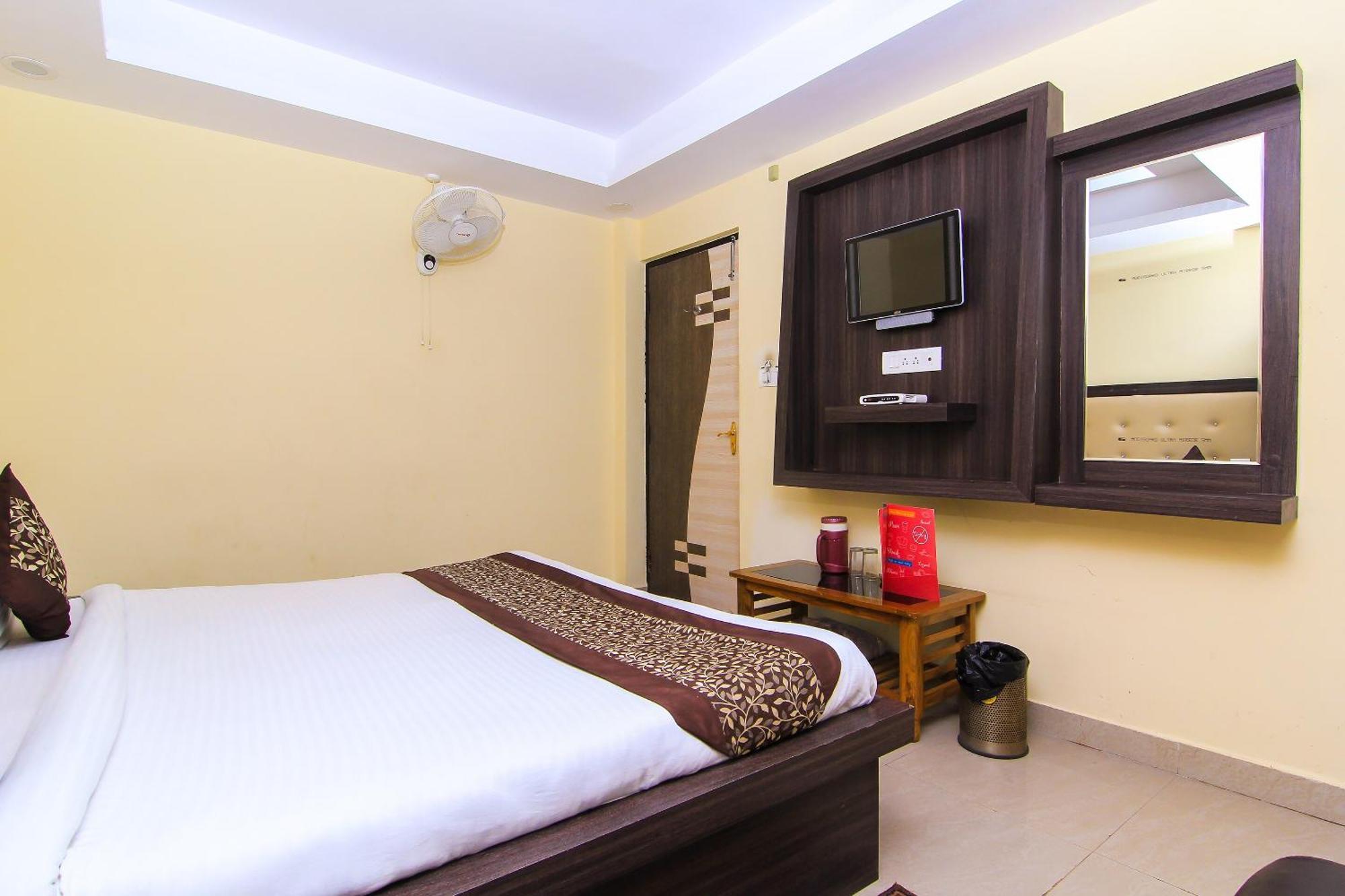 OYO Flagship 6793 Hotel CZ Lucknow Exterior foto