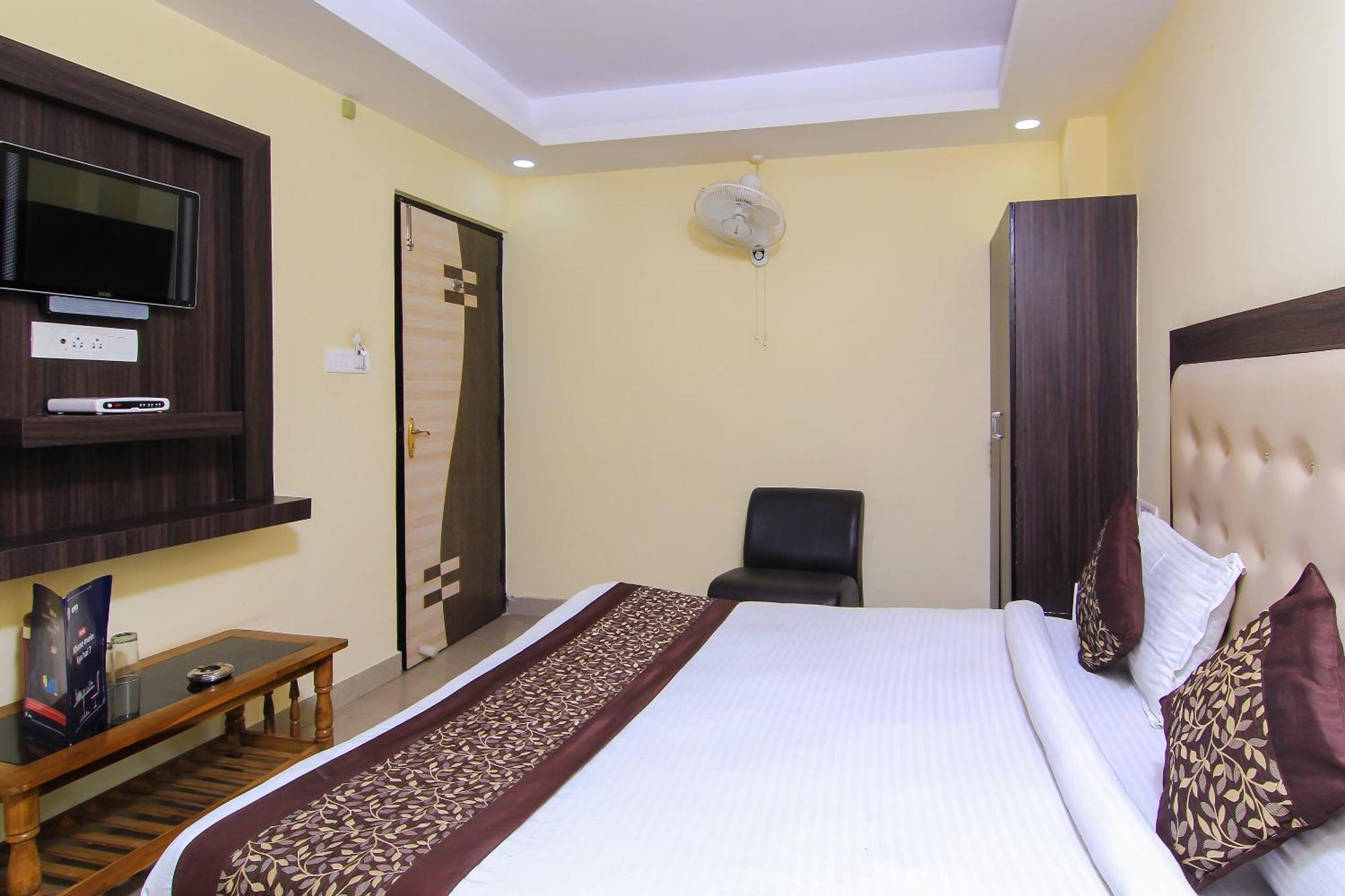 OYO Flagship 6793 Hotel CZ Lucknow Exterior foto